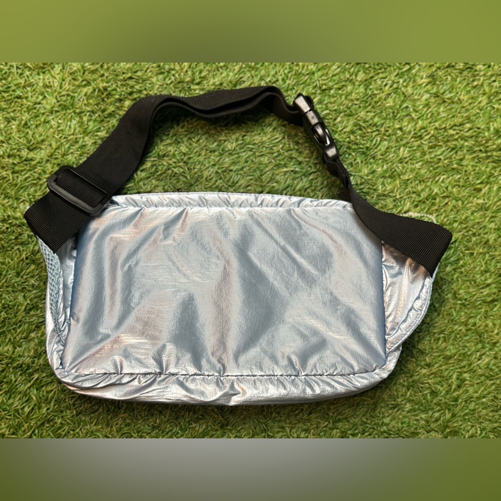 FREE PEOPLE MOVEMENT Courtside Cargo Sling Belt Bag Ice Blue Metallic ~ NWOT - Picture 4 of 9